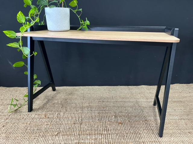 Veneer Desk