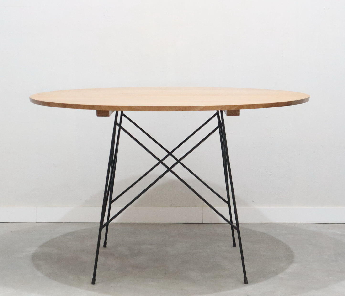 Adamo Dining Table